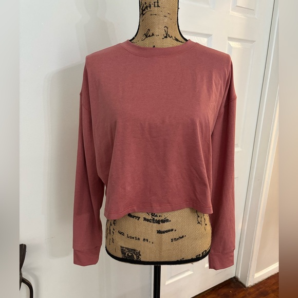 Shore Tops - Dusty Rose Long Sleeve Women's Top crop oversized  Msrp 108 fall school
